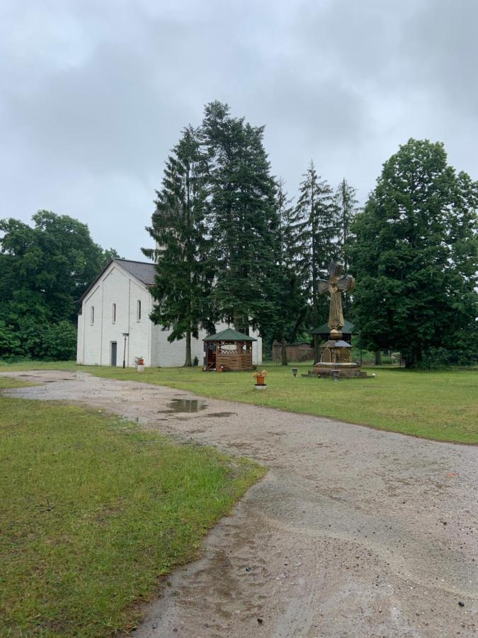 St. Georg Kloster Milmersdorf エクステリア 写真