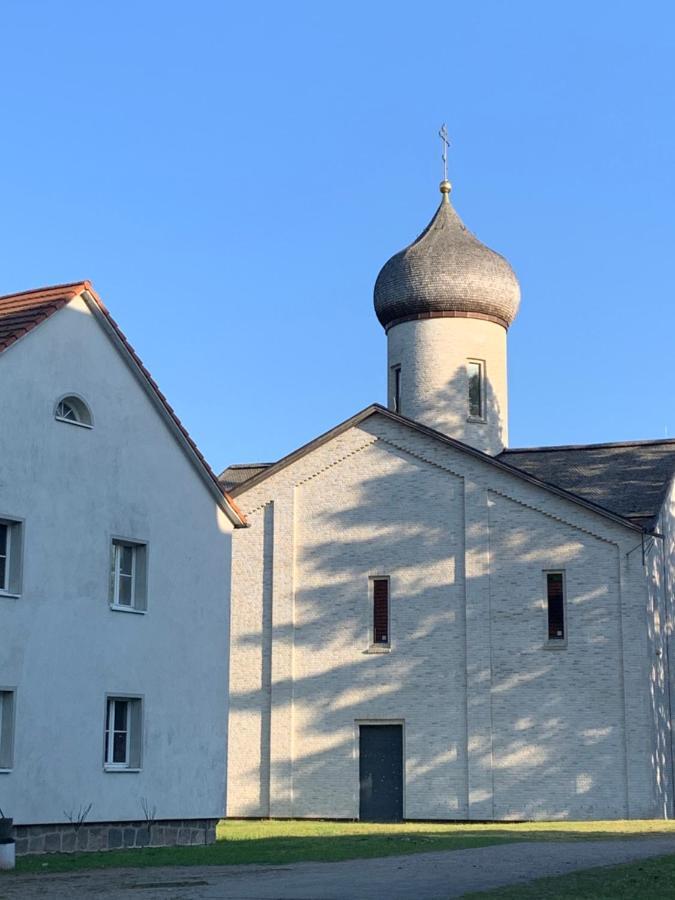 St. Georg Kloster Milmersdorf エクステリア 写真